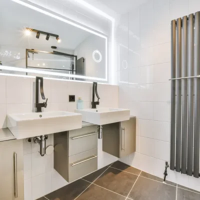 the-interior-of-a-modern-bathroom-with-a-double-si-2025-02-10-08-49-16-utc